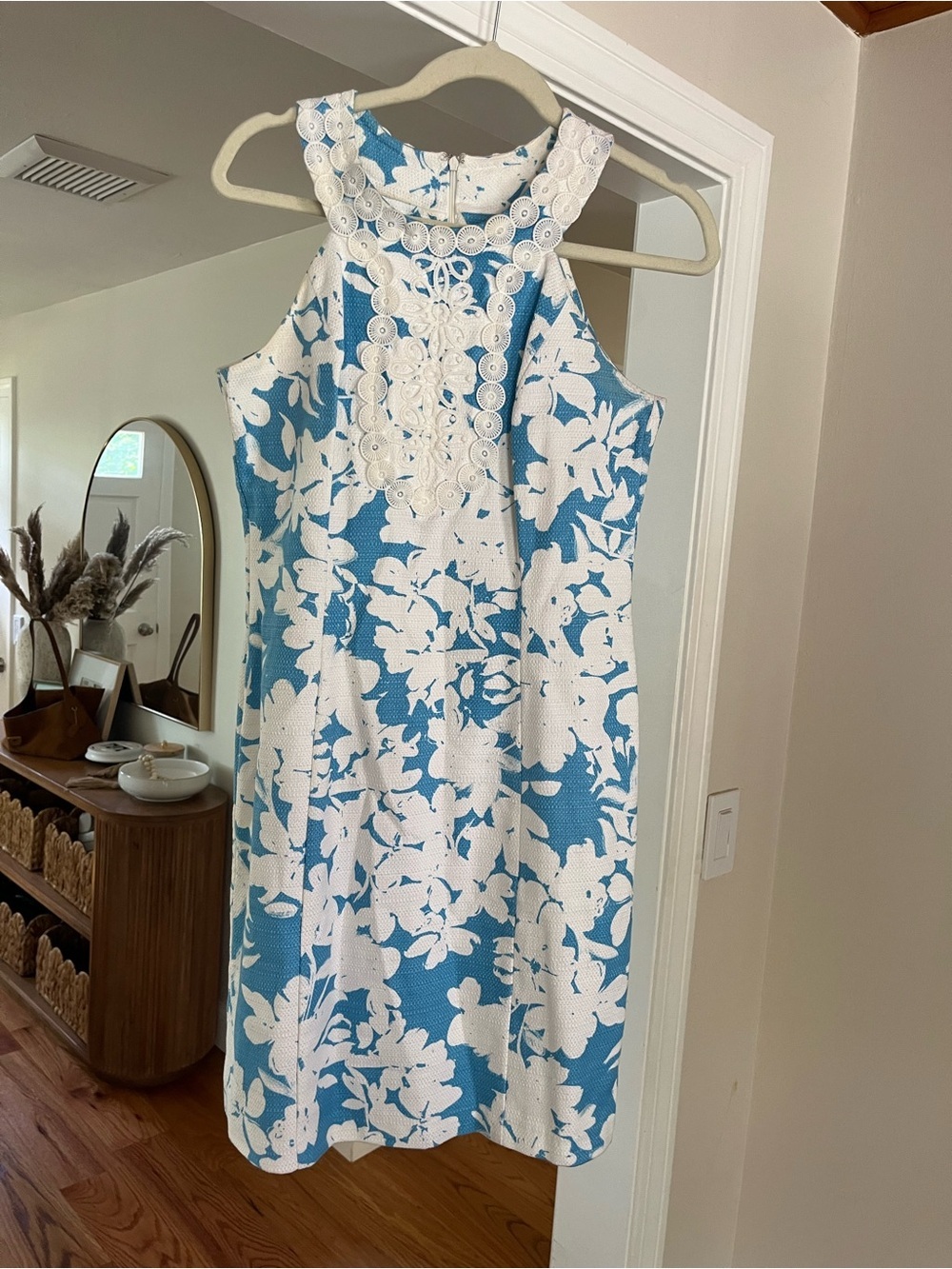Just Taylor Floral Lace Front Mini Dress, Size Medium